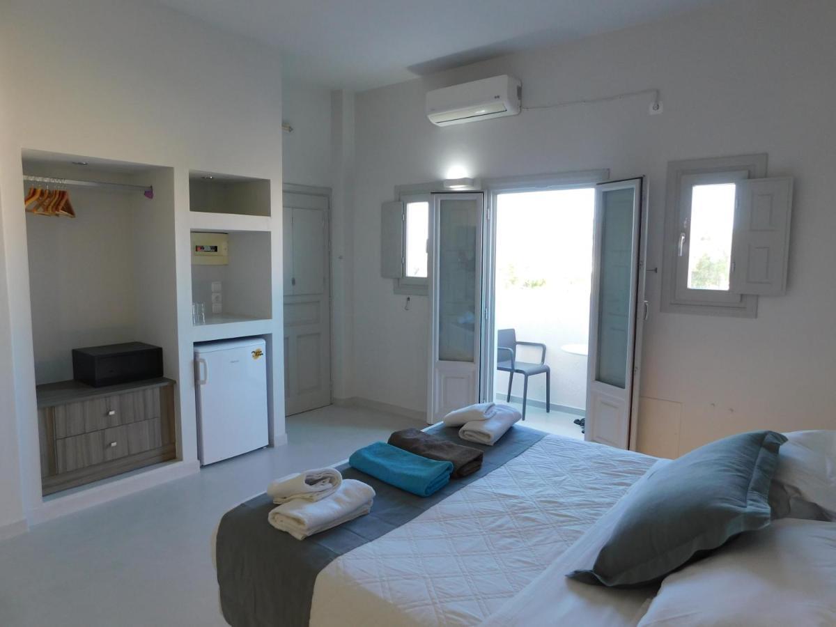 One And Only Beachfront Rooms Perissa  Luaran gambar